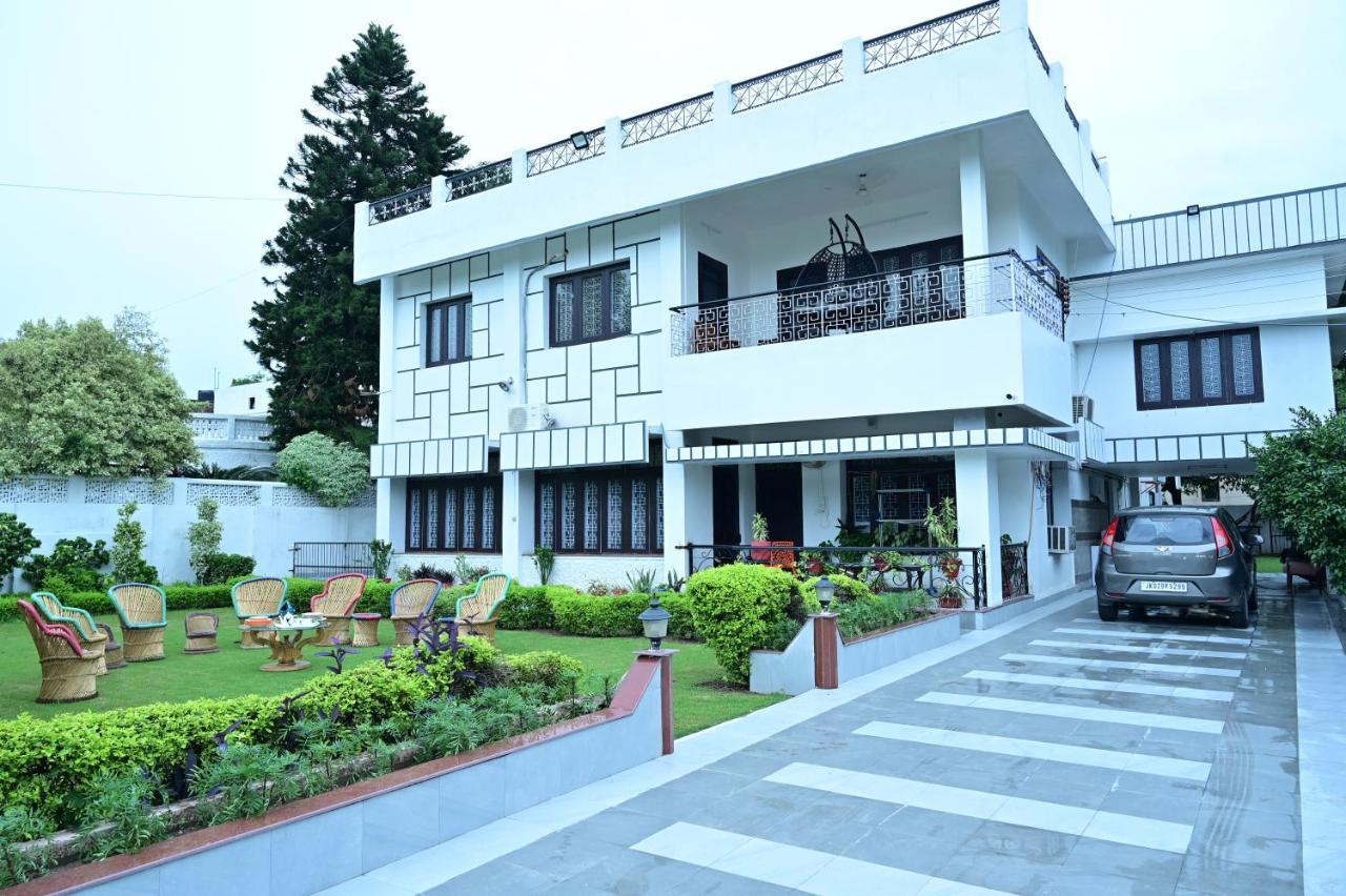 Dhairya'S Villa Home Away From Home Jammu Buitenkant foto